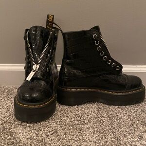 Dr. Marten Sinclair snake skin boots